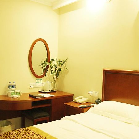 Greentree Inn Tianjin Wuqing West Yongyang Road Florentia Village Express Hotel Exteriör bild