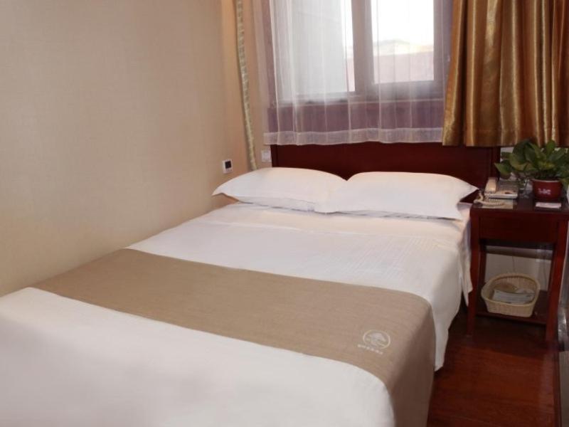 Greentree Inn Tianjin Wuqing West Yongyang Road Florentia Village Express Hotel Exteriör bild